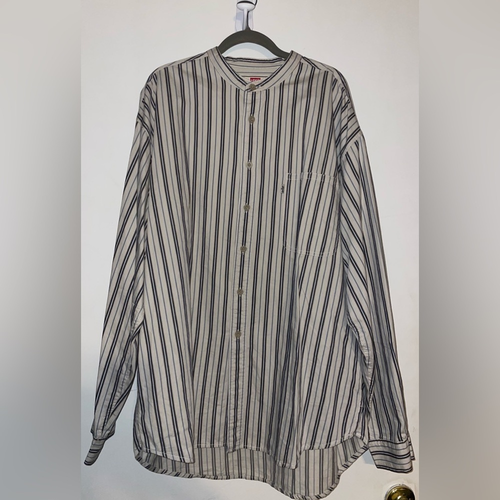Levi’s Mens Button Up Size XL